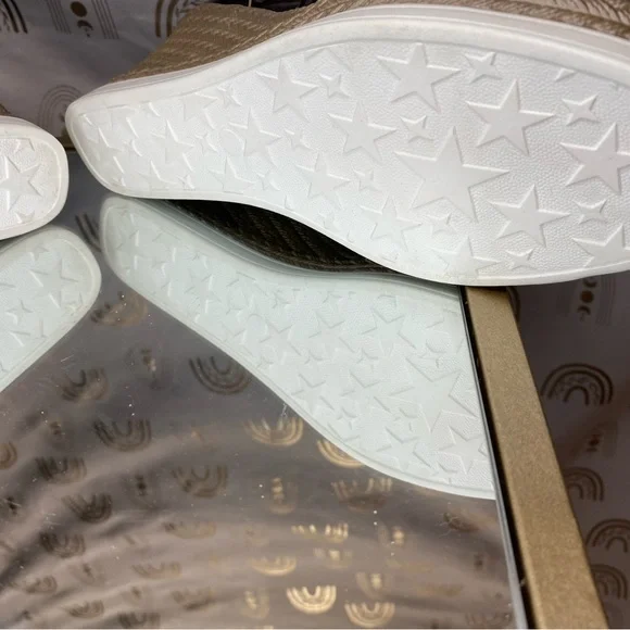 Chic Black Strappy Wedge Sandals - Picture 11 of 12